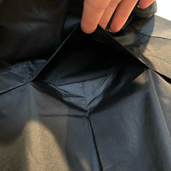 Layers Quick Dry Jacket - Water Repellant Windbreaker - Picture 7 of 16